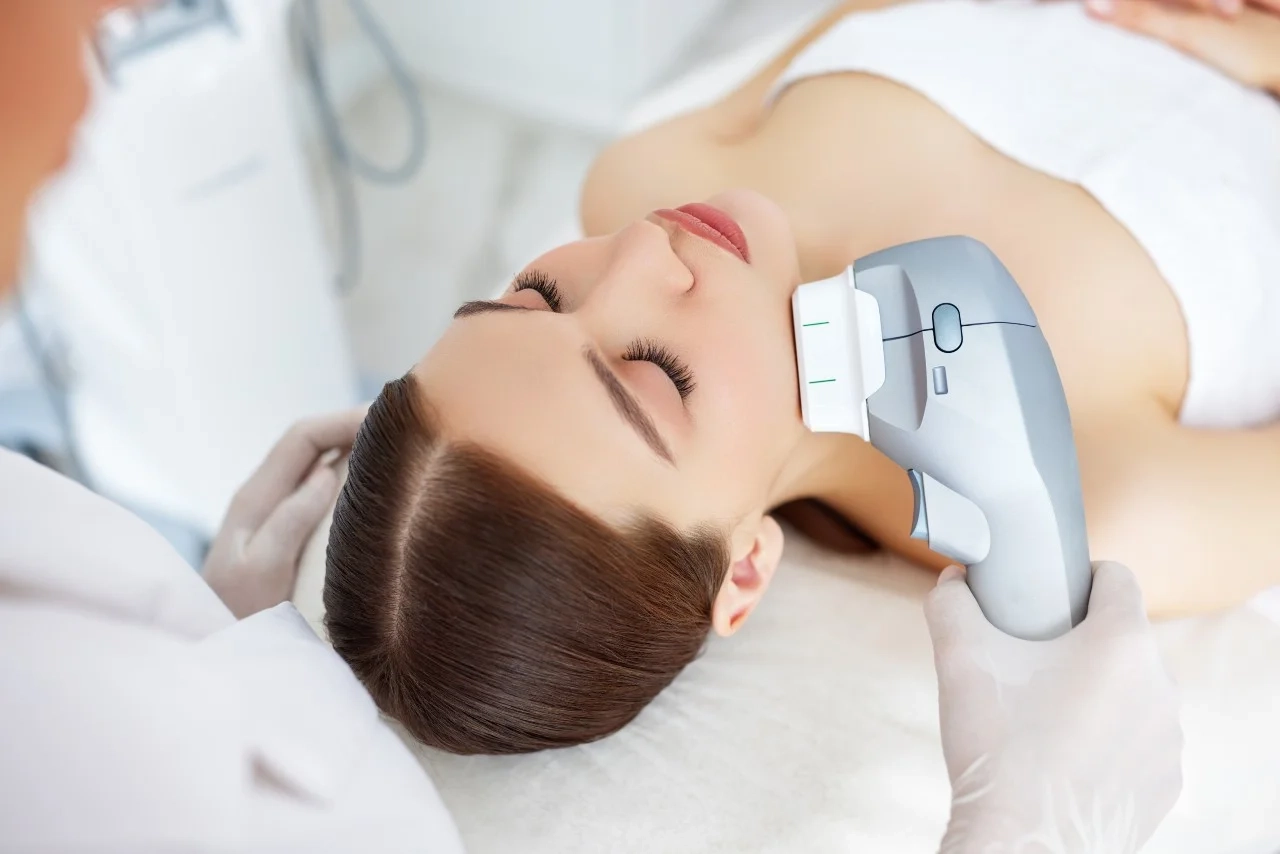 High-Intensity Focused Ultrasound (HIFU) machine for face and body skin