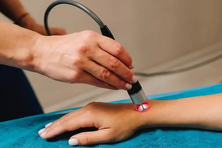9 Rules for Using Class 4 Laser Therapy to Treat Nerve Pain Safely