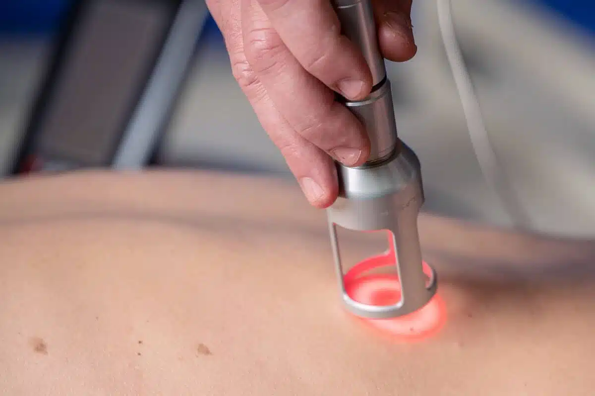 Class IV laser therapy machines for Physiotherapy